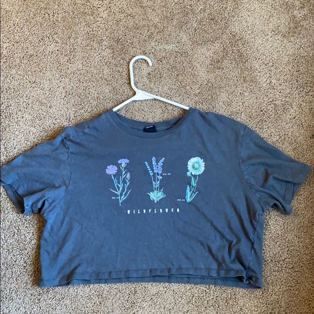 URBAN RENEWAL CROP TOP